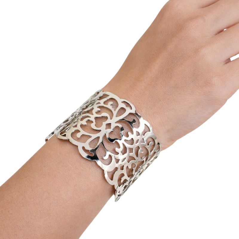 Silver Colour Bracelet-Global Food Hub
